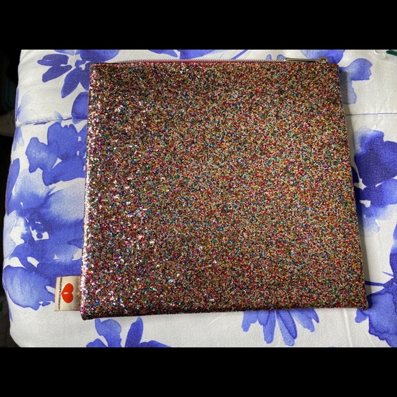 Glitter Makeup Bag - Picture 2 of 3